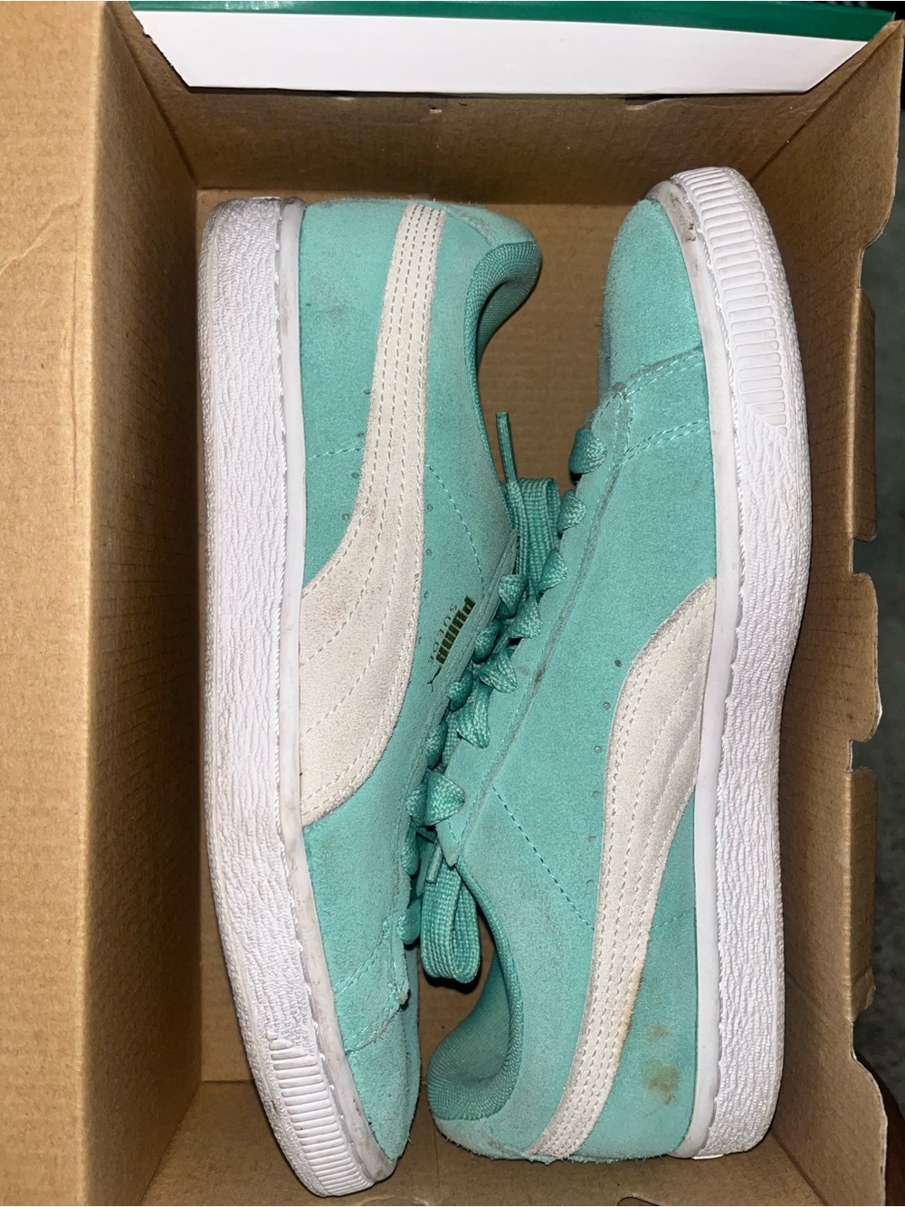 PUMA Suede Classic Mint Green White Sneakers Women’s Size 8